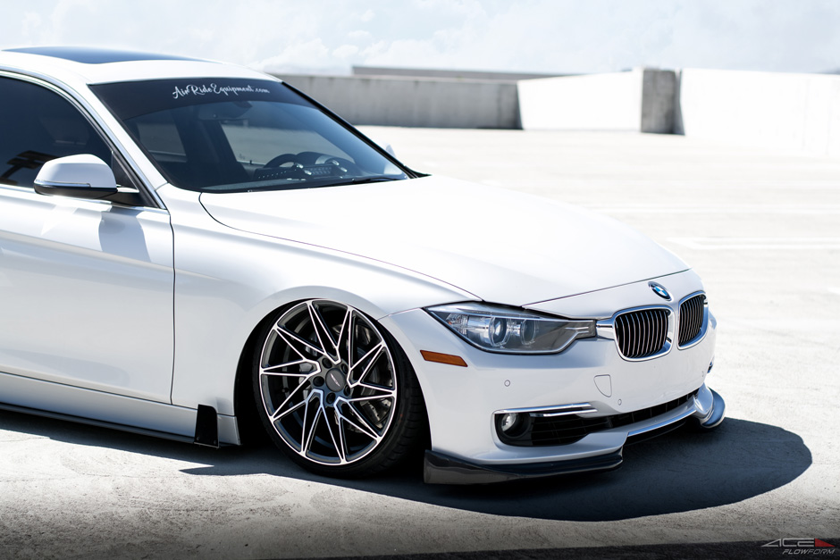 Ace-Alloy-Driven-D716-BMW-335i-Bagged