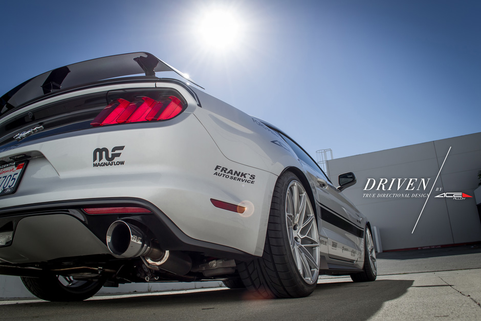 DRIVEN D716 | 20" Ford Mustang Silver w/ Machine Face